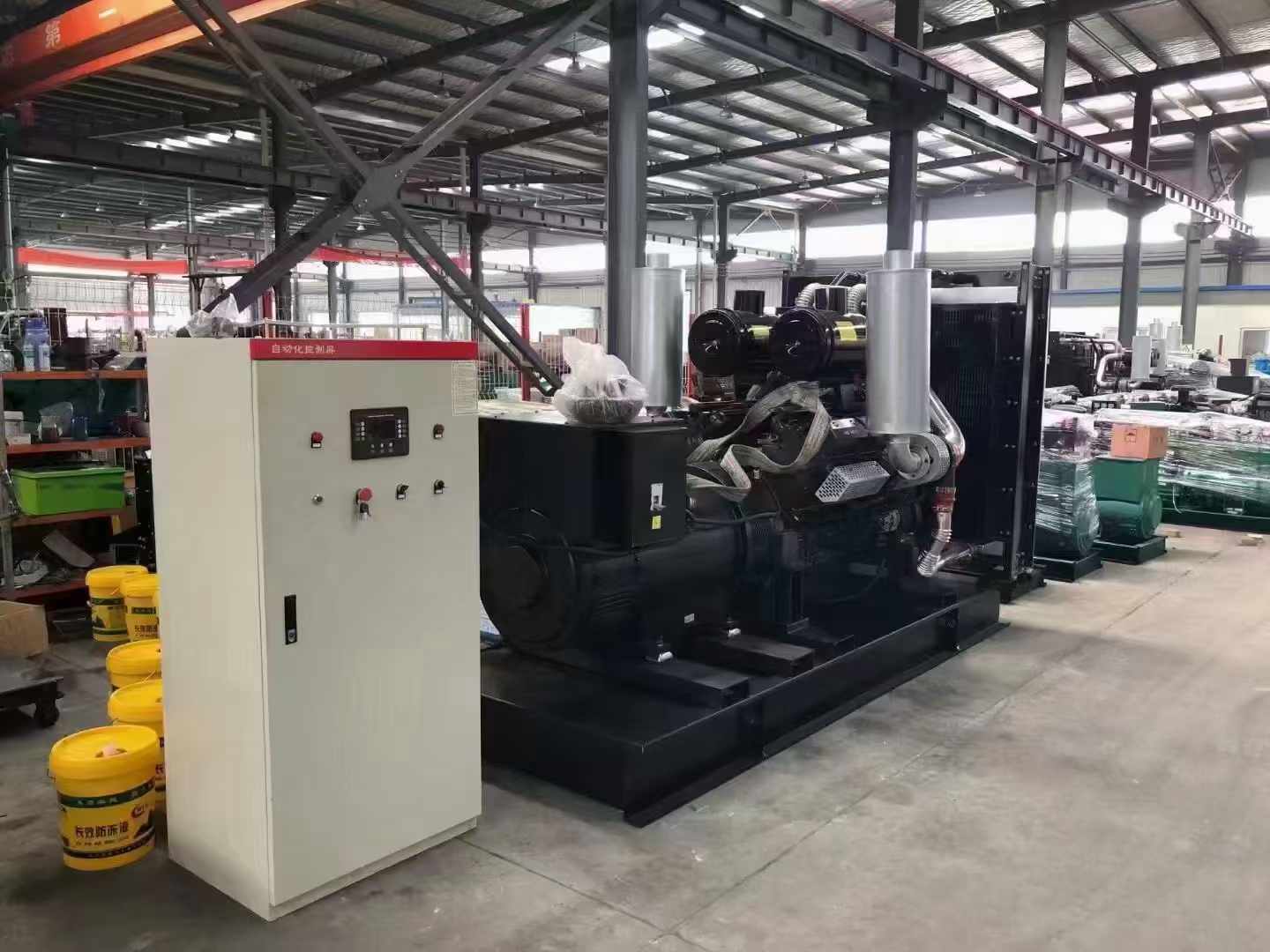 永清柴油发电机运行时的噪音和振动水平如何？